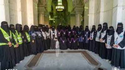 أكثر من (1000) متطوعة تشارك في خدمة قاصدي بيت الله الحرام