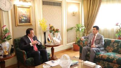 وزير التعليم العالي يبحث تعزيز التعاون مع المدير العام لمُنظمة الإيسيسكو