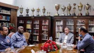 جلسة عاصفة بين الخطيب وموسيماني بسبب تراجع آداء الفريق 