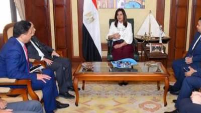 الهجرة: تبحث مع شركة "إنفستجو" بتنظيم معرض بأمريكا للاستثمار العقاري في مصر