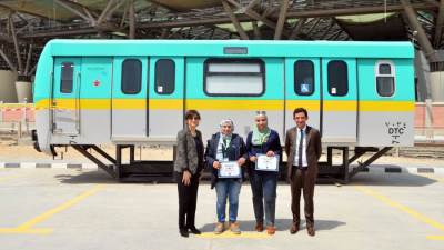 "اّر.ايه.تى.بى" للنقل تحتفل بتخرج الدفعة الأولى من السائقات السيدات للعمل بالخط الثالث