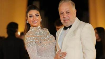 أشرف زكي يهنئ زوجته روجينا في عيد ميلادها: "أحلي أم وأرق زوجة"