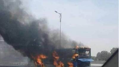 عاجل.. نجاة 50 راكبًا من الموت المحقق بعد احتراق أتوبيس رحلات 