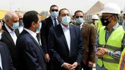 "مدبولي" يتفقد أعمال تنفيذ محطة مترو أنفاق المتحف المصرى الكبير