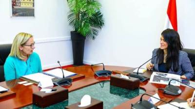 المشاط و ليزلي ريد يبحثان البرامج الجديدة في مجال تمكين المرأة