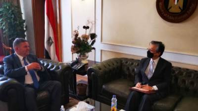 وزير قطاع الأعمال العام يبحث مع سفير اليابان بالقاهرة تعزيز التعاون الاقتصادي