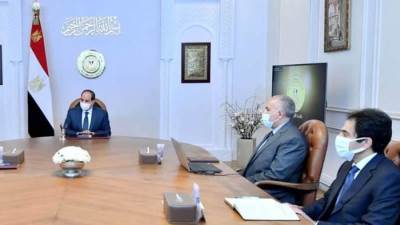 «الرئيس السيسي» يطلع الموقف المائي على مستوى الجمهورية واحتياجات المشروعات القومية الزراعية