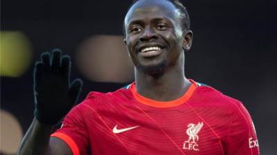 ماني يضع ثالث أهداف ليفربول أمام مانشستر يونايتد 