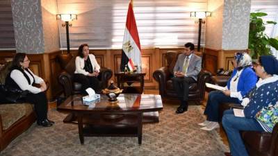 صبحي يبحث سُبل إقامة مراكز مجتمعية رقمية داخل مراكز الشباب