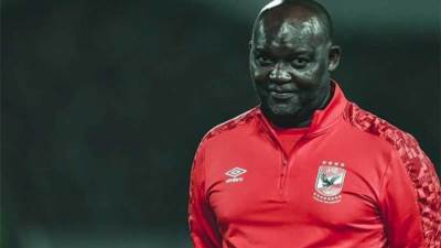 موسيماني: نتعامل مع مباراة الرجاء باحترام شديد للمنافس