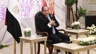 السيسي: "لم أحجب أي معلومات عن الشعب.. والأزمة الاقتصادية أكبر من أي حكومة"