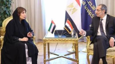 طلعت يبحث مع سفيرة الإمارات بمصر فرص جذب الاستثمارات الإماراتية لقطاع الاتصالات