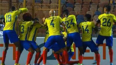 بترو اتلتيكو يتأهل لدور نصف النهائي وينتظر الفائز من الوداد وشباب بلوزداد