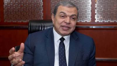 وزير القوي العاملة يهنئ وزير الدفاع بالذكرى الأربعين لعيد تحرير سيناء