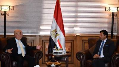 وزير الرياضة يلتقي مجلس إدارة الاتحاد المصري للكاراتيه