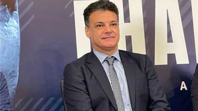 «إيهاب جلال» يشن الهجوم على طاقم تحكيم مباراة مازيمبي