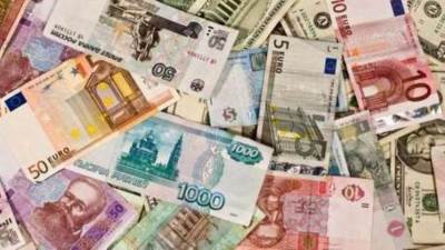 تعرف على أسعار العملات العربية والأجنبية اليوم الأثنين