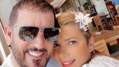 بعد إثارة الجدل عن طلاقها.."أصالة" الحمد لله نحنا مع بعض ولبعض