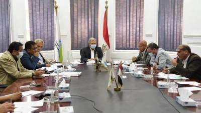 وزير الإسكان يتابع إجراءات" القابضة المياة" لاستقبال فصل الصيف والعطلات الرسمية 