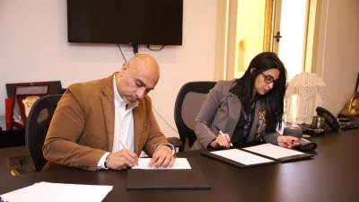 سكاي آبو ظبي تتبرع لمستشفى أهل مصر لعلاج ودعم مصابي الحروق