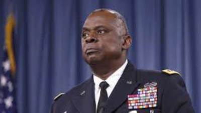 لمساعدة أوكرانيا عسكريًا.. وزير الدفاع الأمريكي يجتمع  مع حلفاؤه شهريا 