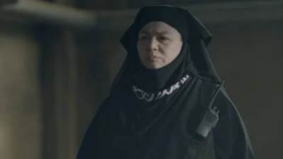 مسلسل بطلوع الروح الحلقة 13... قيام ام جهاد بتعذيب روح 