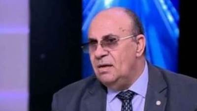 مبروك عطية معلقا علي أبو هشيمة: لو استشارني هقوله خاتم ب30الف كفايه