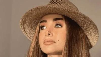 هنا الزاهد ترد علي متابعيها : كانوا بيتنمروا علي مناخيري