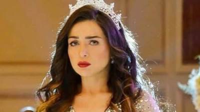 مي عز الدين ترد بطريقتها على أخبار ارتباطها بأبو هشيمة