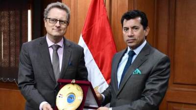 «الرياضة» 500 شابًا يشاركون في التوعية بالتغيرات المناخية بـ"مركز شباب الشلالات"