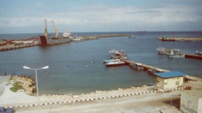 فتح بوغاز ميناء العريش البحري بعد تحسن الأحوال الجوية