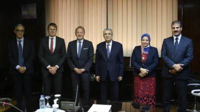 «شاكر» يستقبل رئيس شركة جون كوكريل البلجيكية لبحث التعاون بمجال الهيدروجين الاخضر