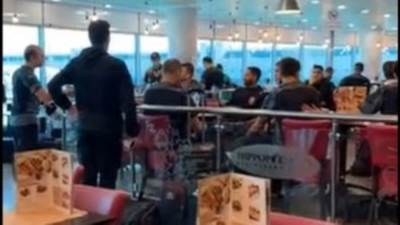 وصول بعثة الأهلي إلى الجزائر استعدادا لمواجهة وفاق سطيف