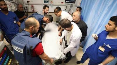 عاجل.. انهيار وبكاء الصحفيين زملاء شيرين أبو عاقلة من فلسطين