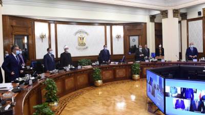 رئيس الوزراء: عقد مؤتمر صحفي عالمي للإعلان عن التعامل مع الأزمة الاقتصادية 