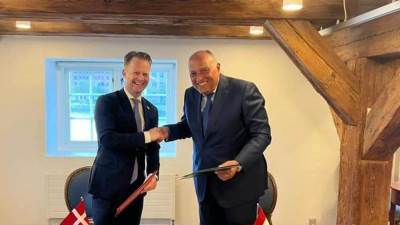 "شكري" يعقد مباحثات ثنائية مع نظيرة الدنماركي لبحث العلاقات بين البلدين