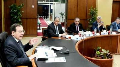 وزير البترول: يتابع جهود زيادة إنتاج الثروة البترولية لمواجهة التحديات العالمية