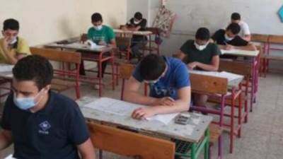 غدا بالجيزه.. أقل من 200ألف طالب وطالبة يبدأون امتحانات الشهادة الإعدادية بـ689مدرسة