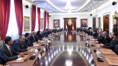 رئيسة الحكومة التونسية تؤكد أهميّة توسيع التعاون لتأمين أمننا الغذائي والصحّي