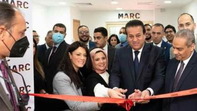 "المشاط" تشارك في افتتاح أول مركز أبحاث متخصص في البحوث والدراسات الإكلينيكية