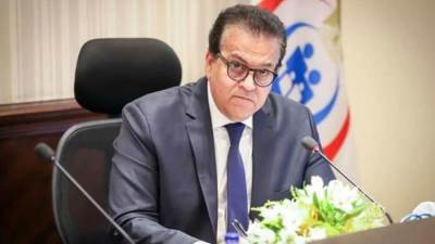 "عبدالغفار" يؤكد أهمية تنفيذ الاتفاقية بين معهد «سيروم» وشركة «فاكسيرا»