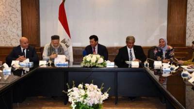 "صبحى" يلتقي باللجنة العليا لتنسيق العمل الكشفي للشباب والنشء