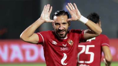 أزمة جديدة يتعرض لها الأهلي بعد استدعاء ثلاثي الفريق لمنتخبات بلادهم