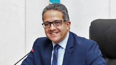  السياحة: مد تسجيل الأسماء للراغبين في أداء فريضة الحج للأثنين المقبل