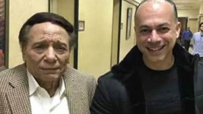 "علي طول معانا بأعمالك" هكذا هنأ تامر مرسي الزعيم عادل أمام 