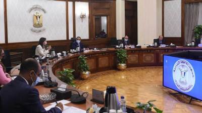 رئيس الوزراء يتابع تحضيرات الاجتماعات السنوية للبنك الإسلامي للتنمية (صور)