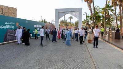 فعاليات جدة التاريخية تجذب الزوار والسائحين بعروضها الثقافية والتاريخية