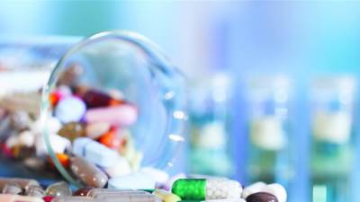 الصحة: الاستخدام العشوائى للمضادات الحيوية يزيد الإصابة بسرطان القولون