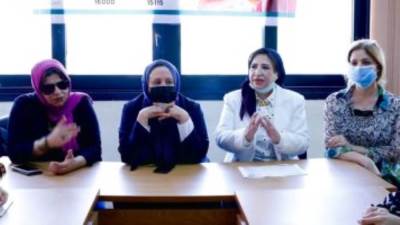 اللجنة الوطنية للقضاء على الختان تطرق أبواب السيدات بقرى 26 محافظة