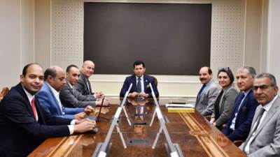 وزير الشباب يعقد أول اجتماع رسمي بمقر الوزراة بالعاصمة الإدارية الجديدة